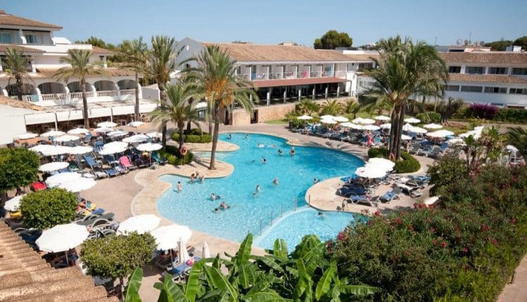 Familienhotels auf Mallorca - Hotel Beach Club Font de Sa Cala