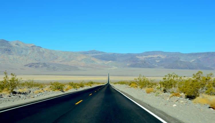 Straße Death Valley