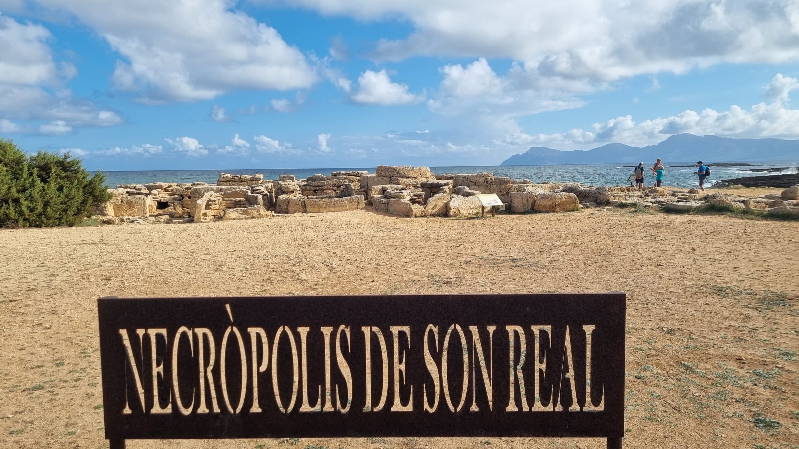 Nekropole Punta dels Fenicis an der Finca Son Real